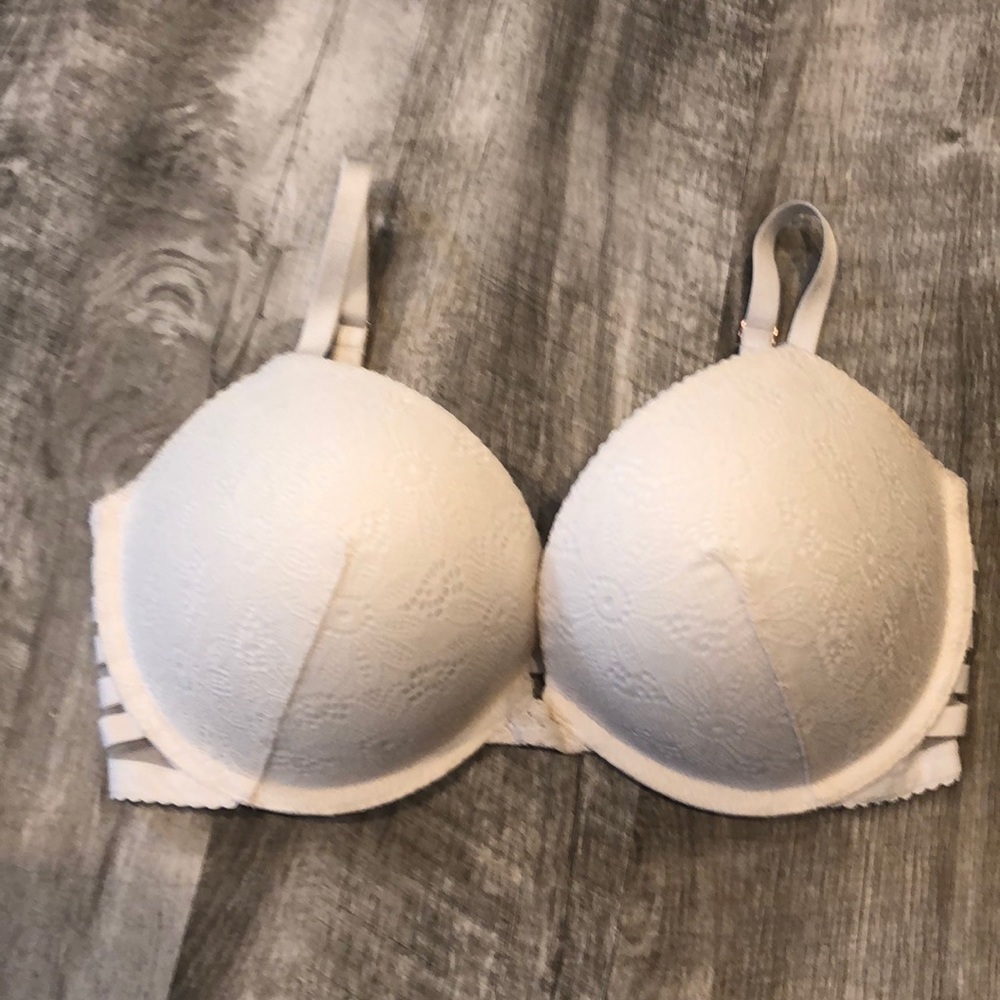 Victoria’s Secret Very Sexy Push Up Bra